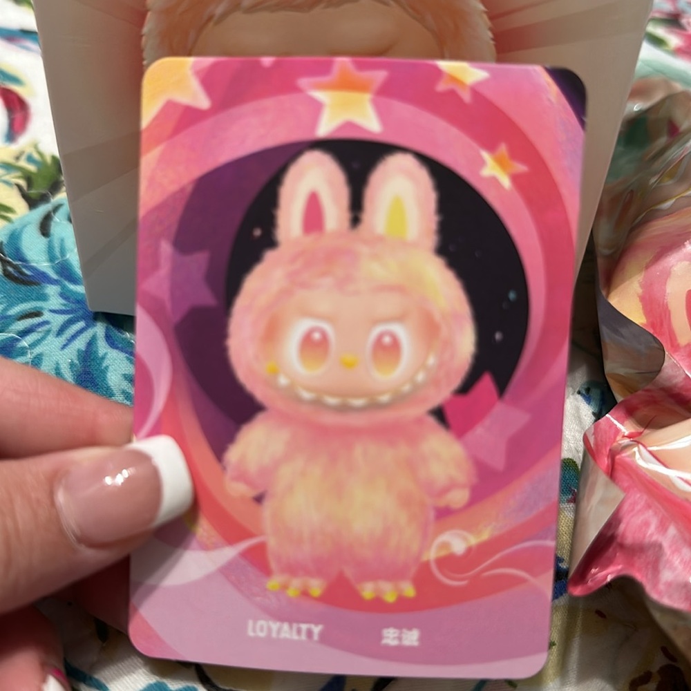 Pop Mart Big Into Energy confirmed loyalty - Picture 2 of 6